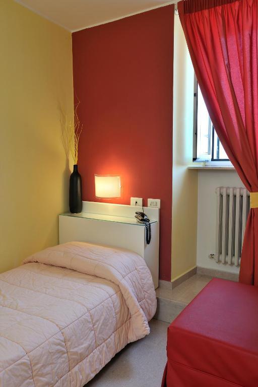 Hotel Eden Perugia Oda fotoğraf
